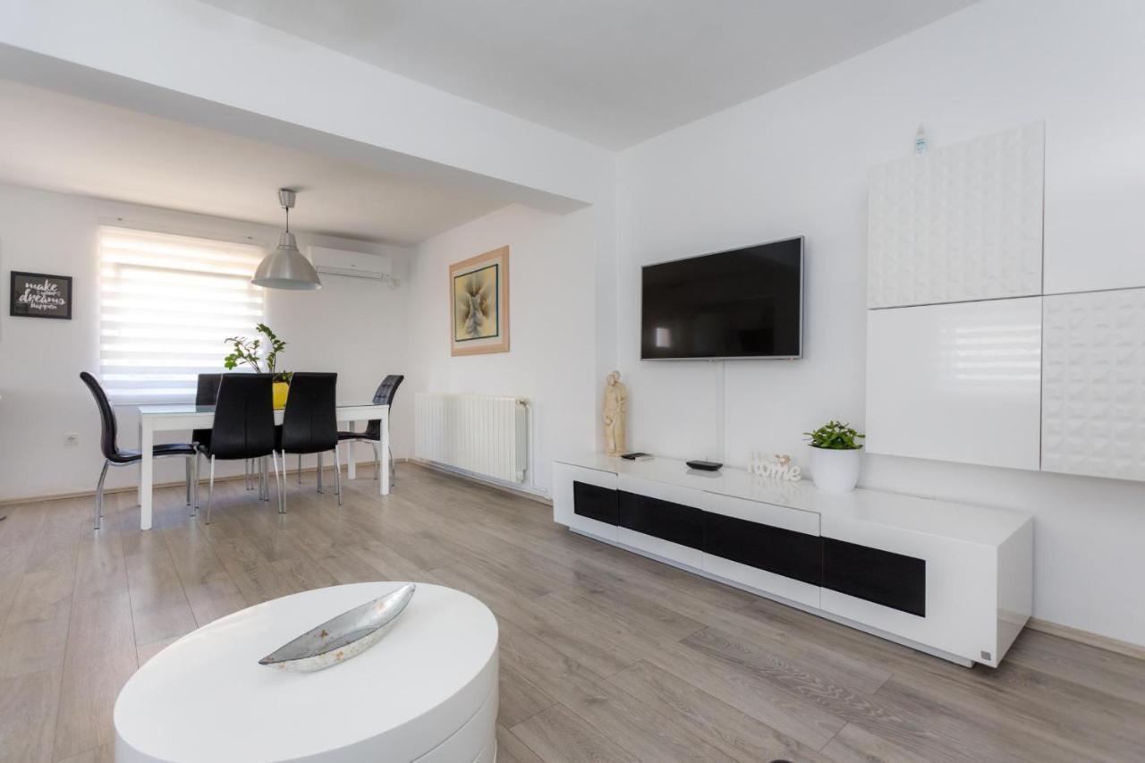 Apartman Laura Đảo Krk Ngoại thất bức ảnh