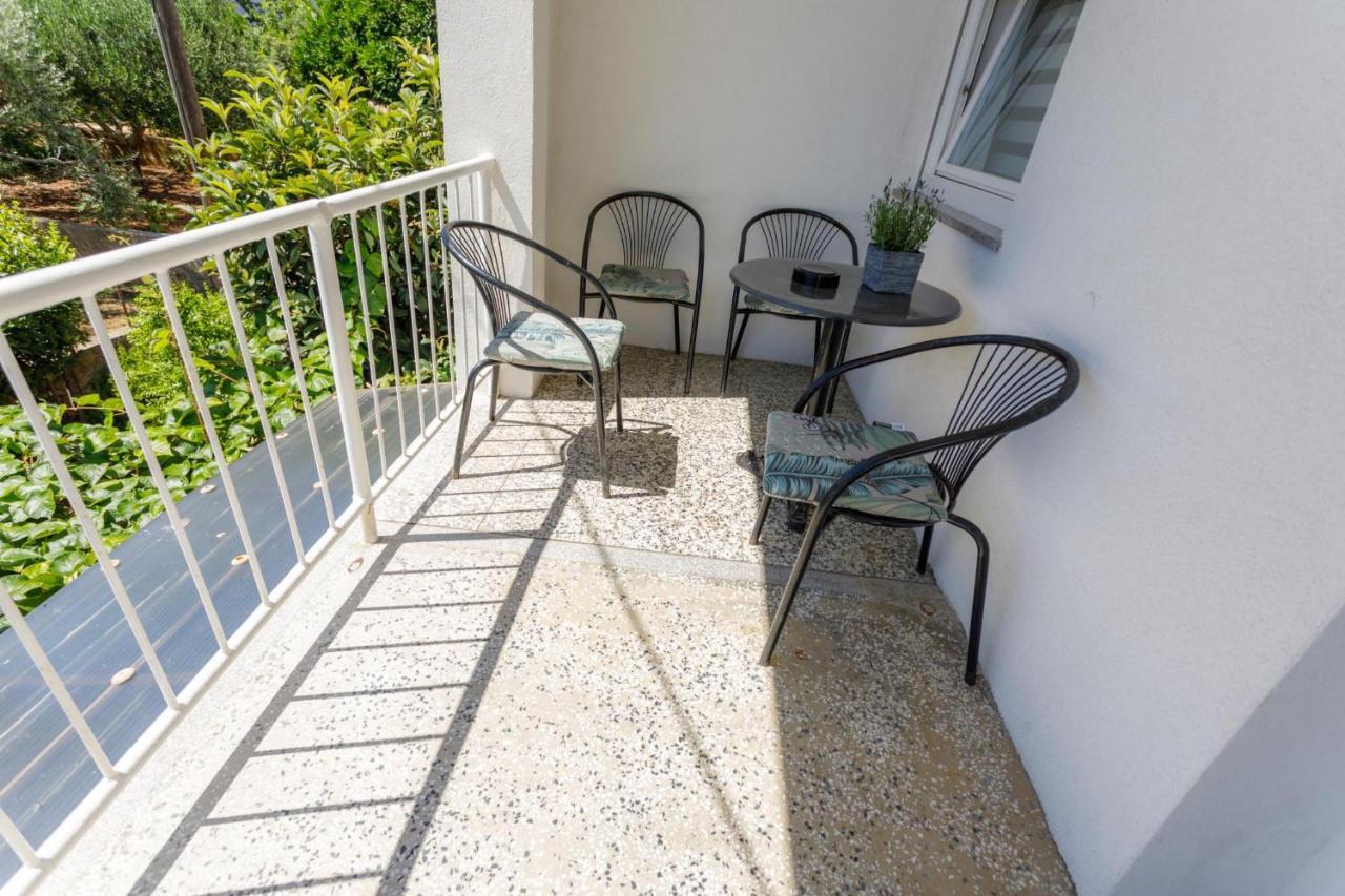 Apartman Laura Đảo Krk Ngoại thất bức ảnh