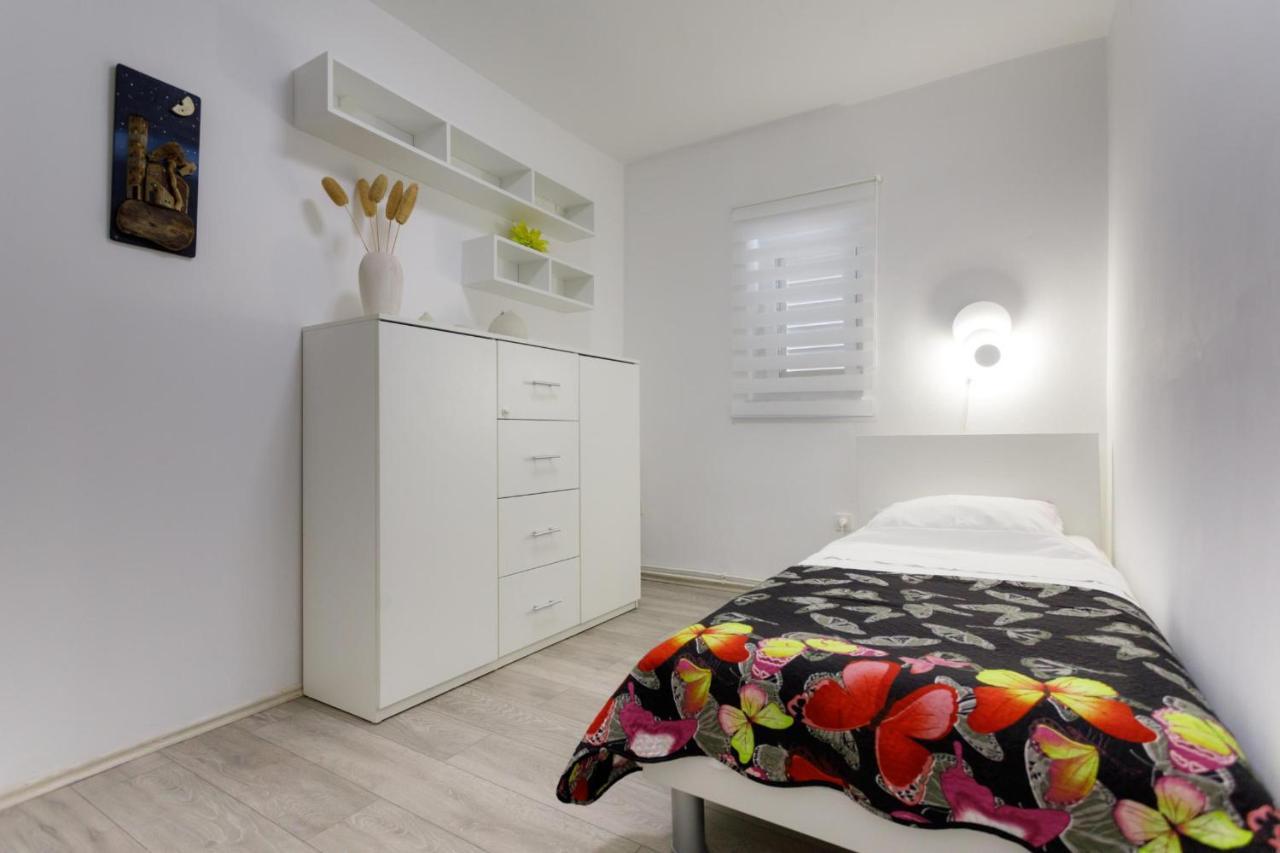 Apartman Laura Đảo Krk Ngoại thất bức ảnh